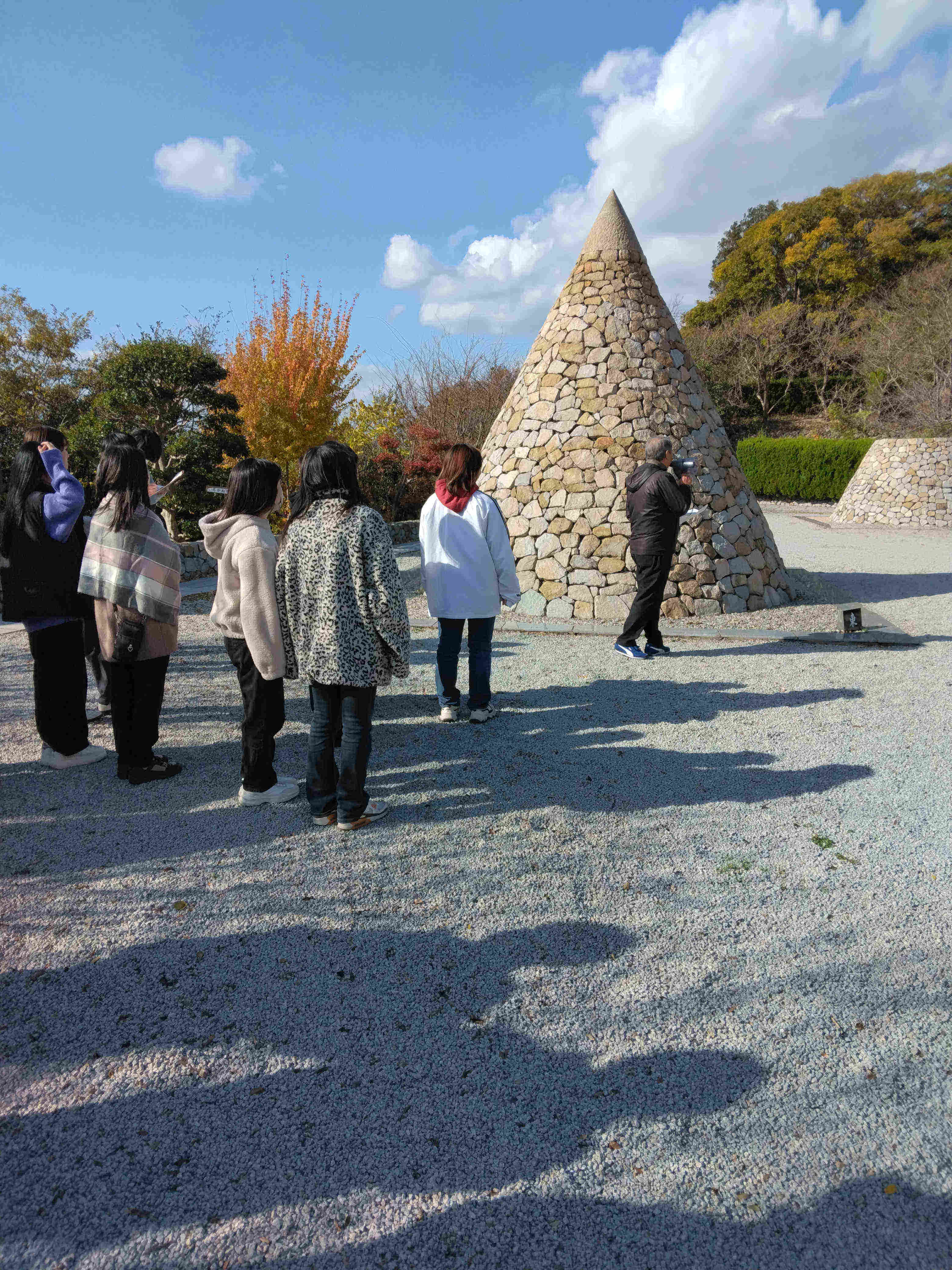 風の舞(モニュメント)