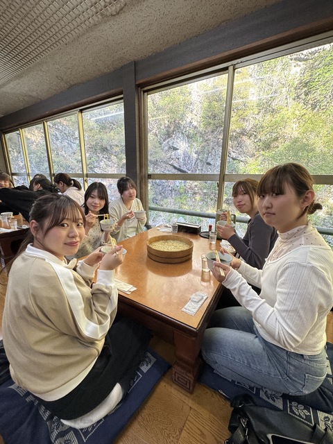 食べる