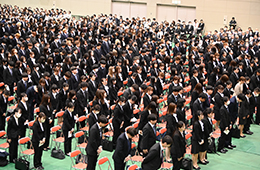 入学生のみなさん