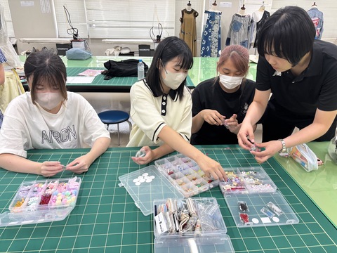 チャーム