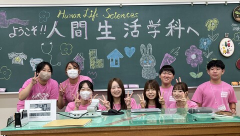 学生スタッフ2