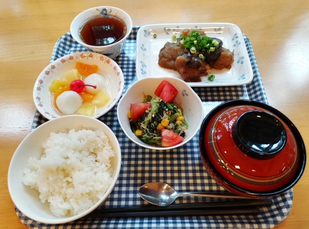 鶏肉となすのおろし煮