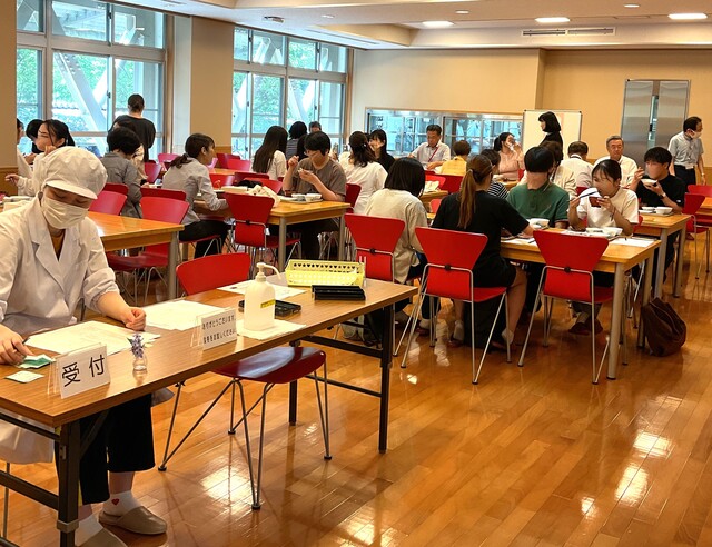 IMG_1303 (2) 食堂座席