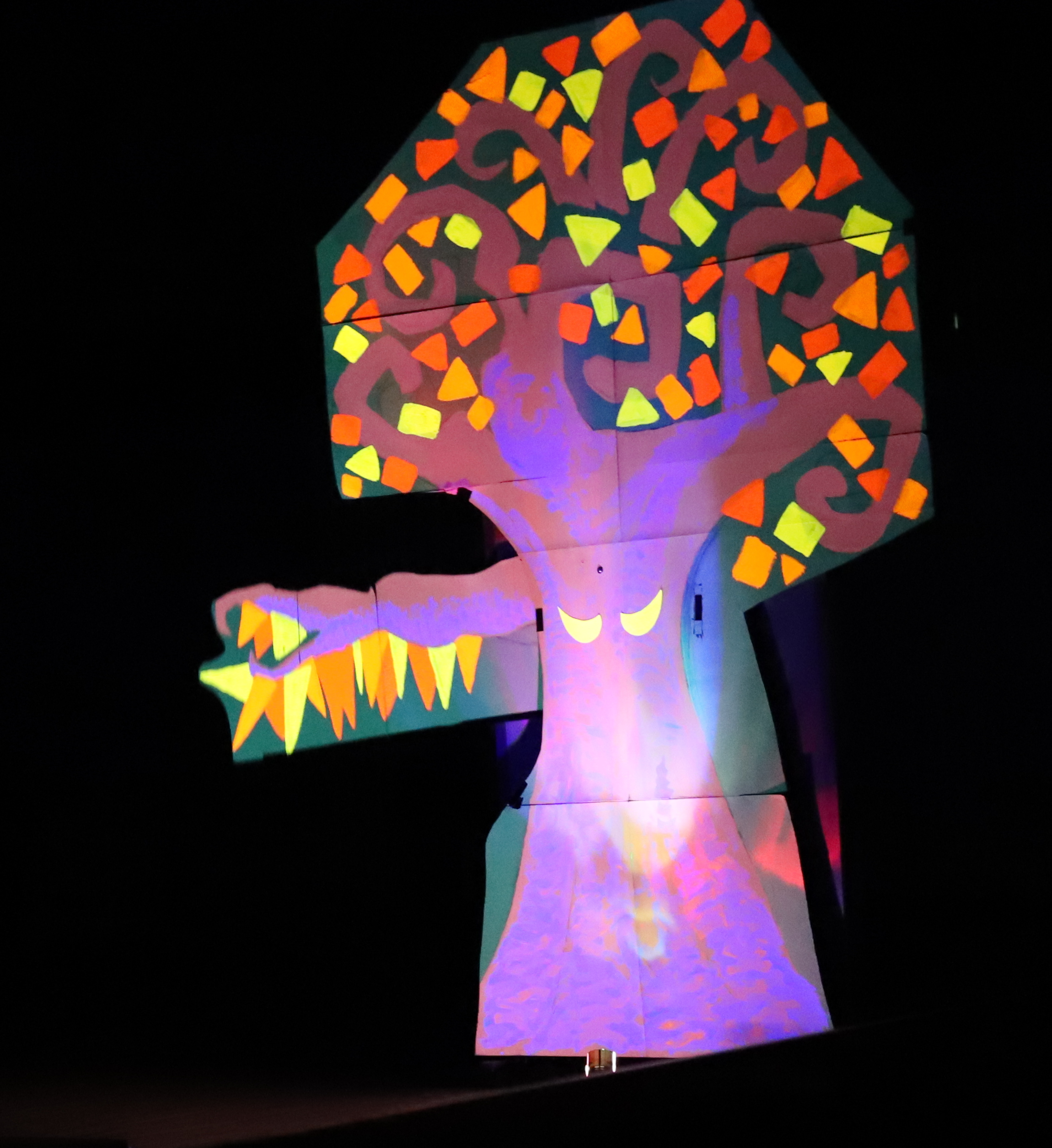 ブラックシアター２