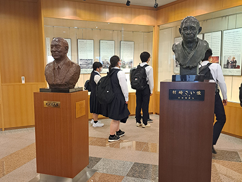 【香川キャンパス】図書館見学