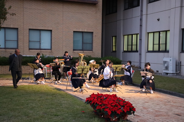 志度中学校による演奏