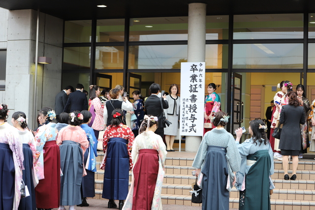 徳島キャンパス卒業式8