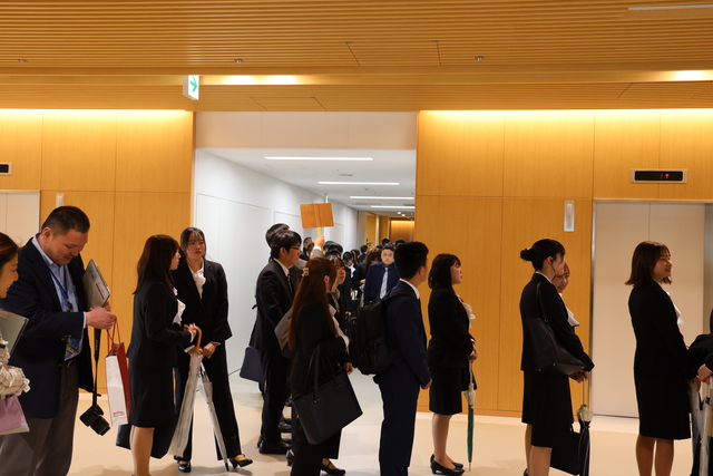 高松駅キャンパス入学式13