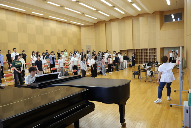 みんなで歌ってみよう