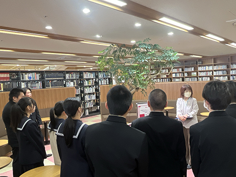 図書館見学2