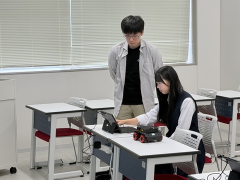 ロボット創造工学科